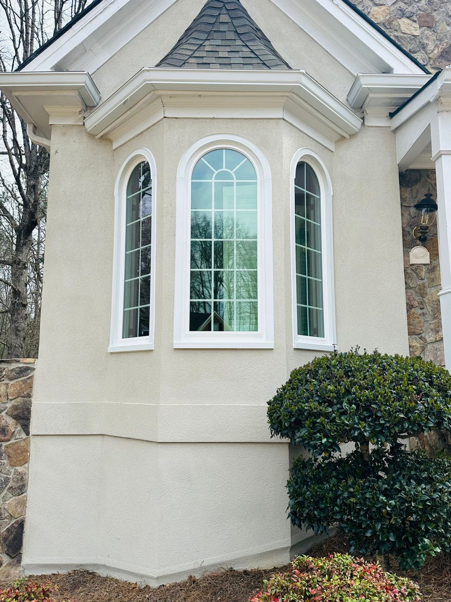 Turret bay with grid-top arched windows — Kennesaw, GA